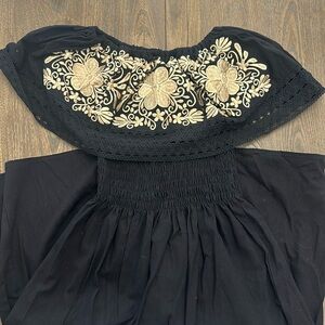 Black mexican dress embroidered never work short off sleeves.